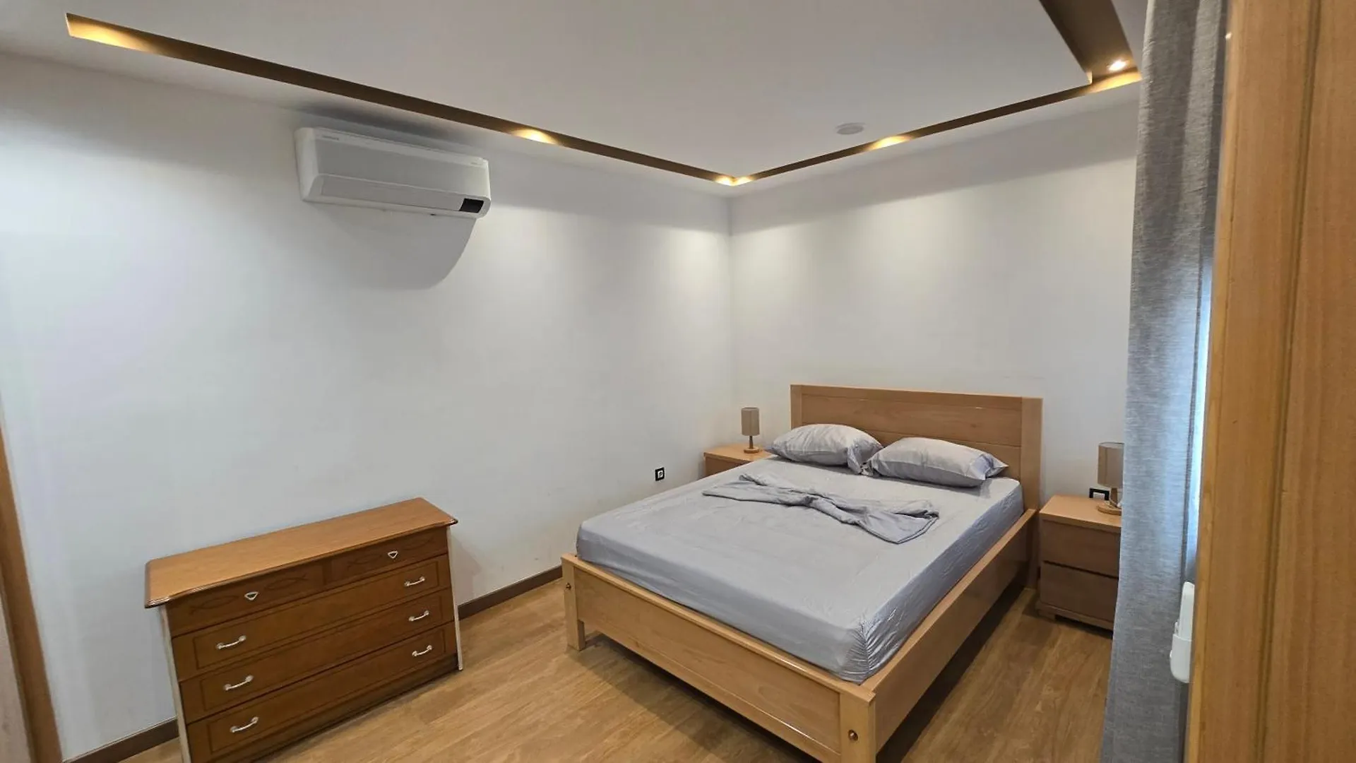Apto Duarte T2 Praia Apartment